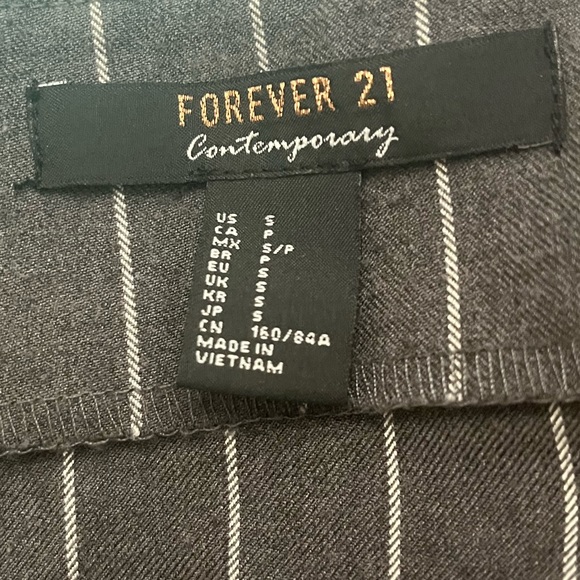 EUC Grey and White Striped Professional Pattern Front Zip Spaghetti Strap Top - Picture 5 of 5